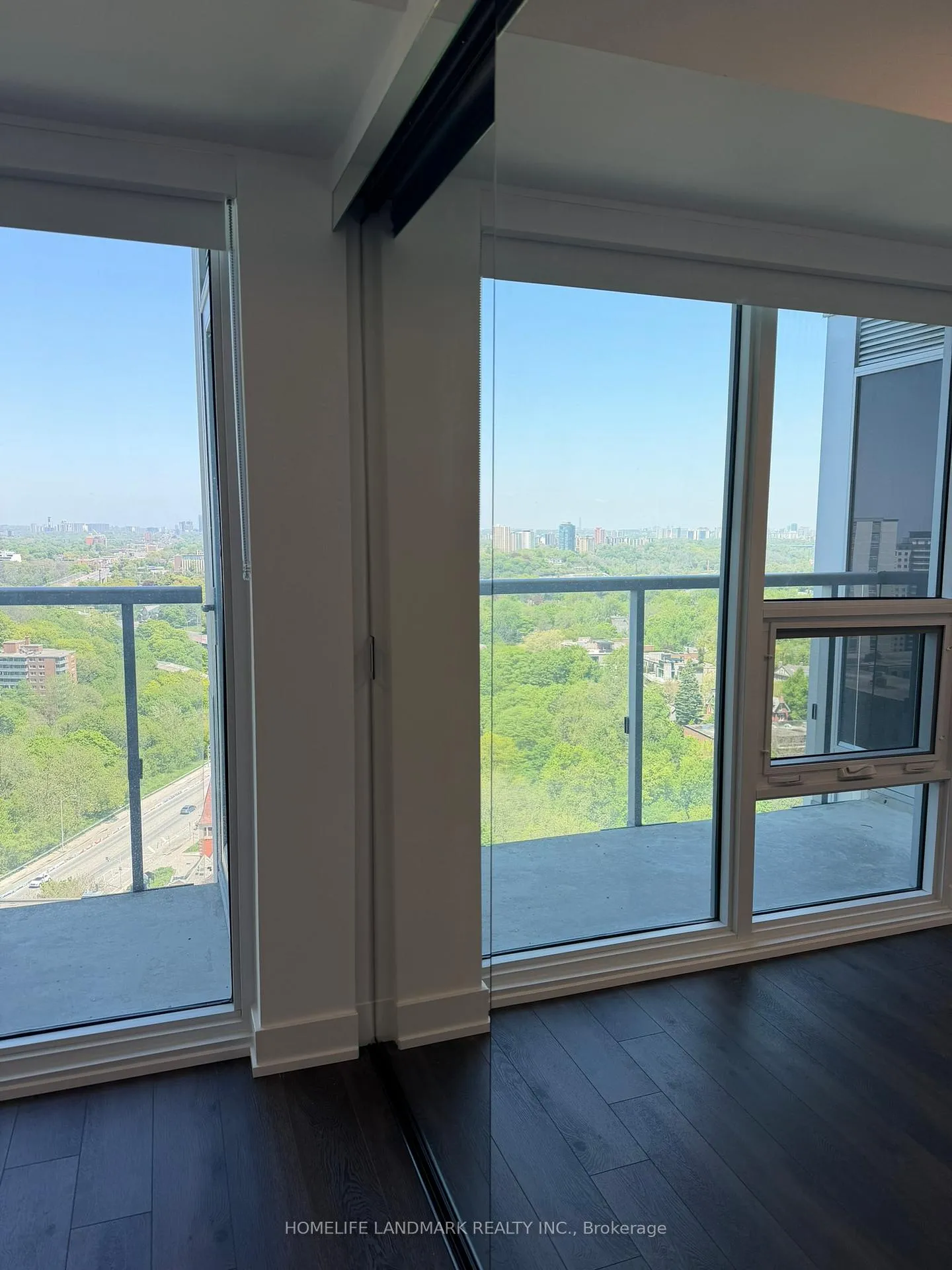 Photo 9 of Unit 2208, 609 Sherbourne Street, Toronto, North St. James Town — HOMEH