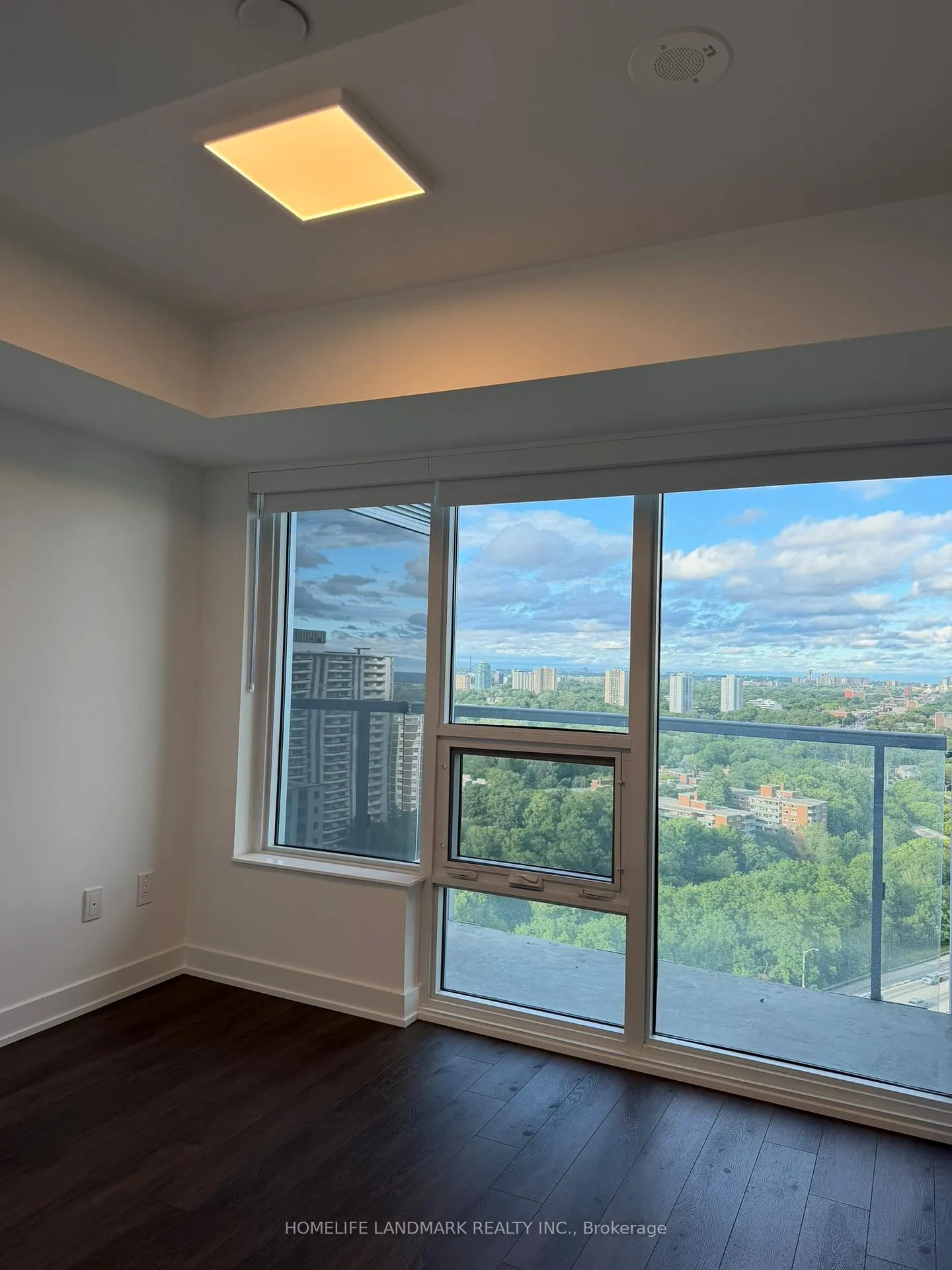 Photo 15 of Unit 2208, 609 Sherbourne Street, Toronto, North St. James Town — HOMEH