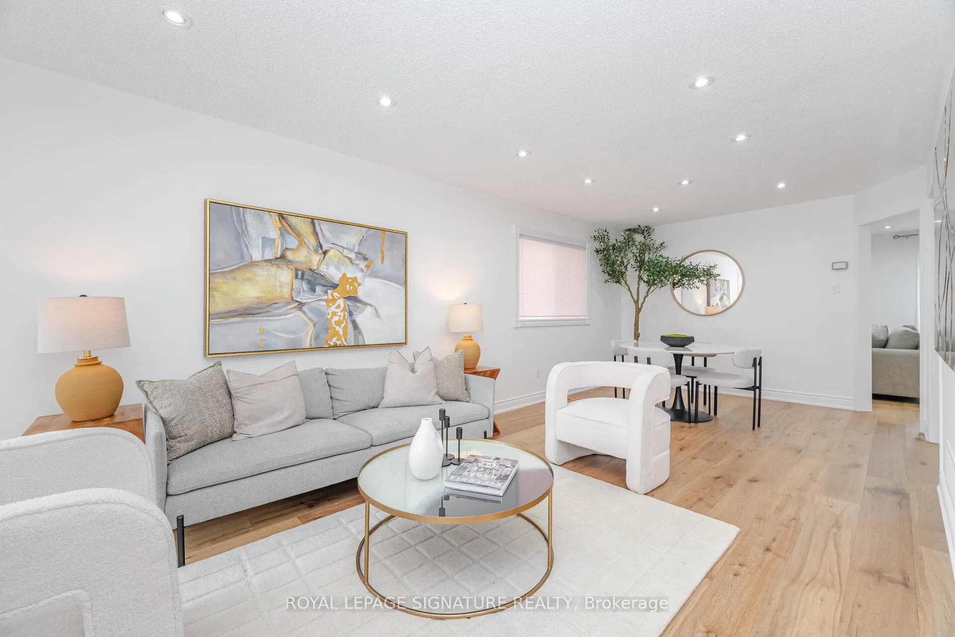 Photo 11 of 5217 Fallingbrook Drive, Mississauga, East Credit — HOMEH