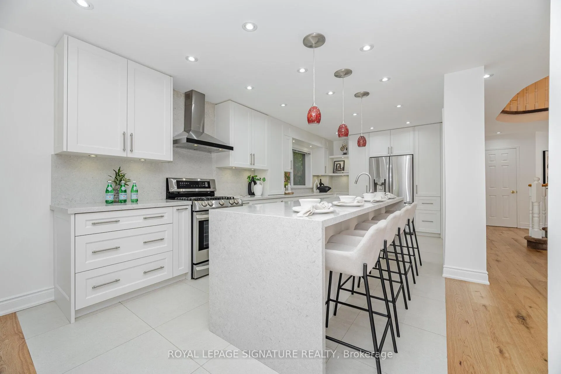 Photo 15 of 5217 Fallingbrook Drive, Mississauga, East Credit — HOMEH