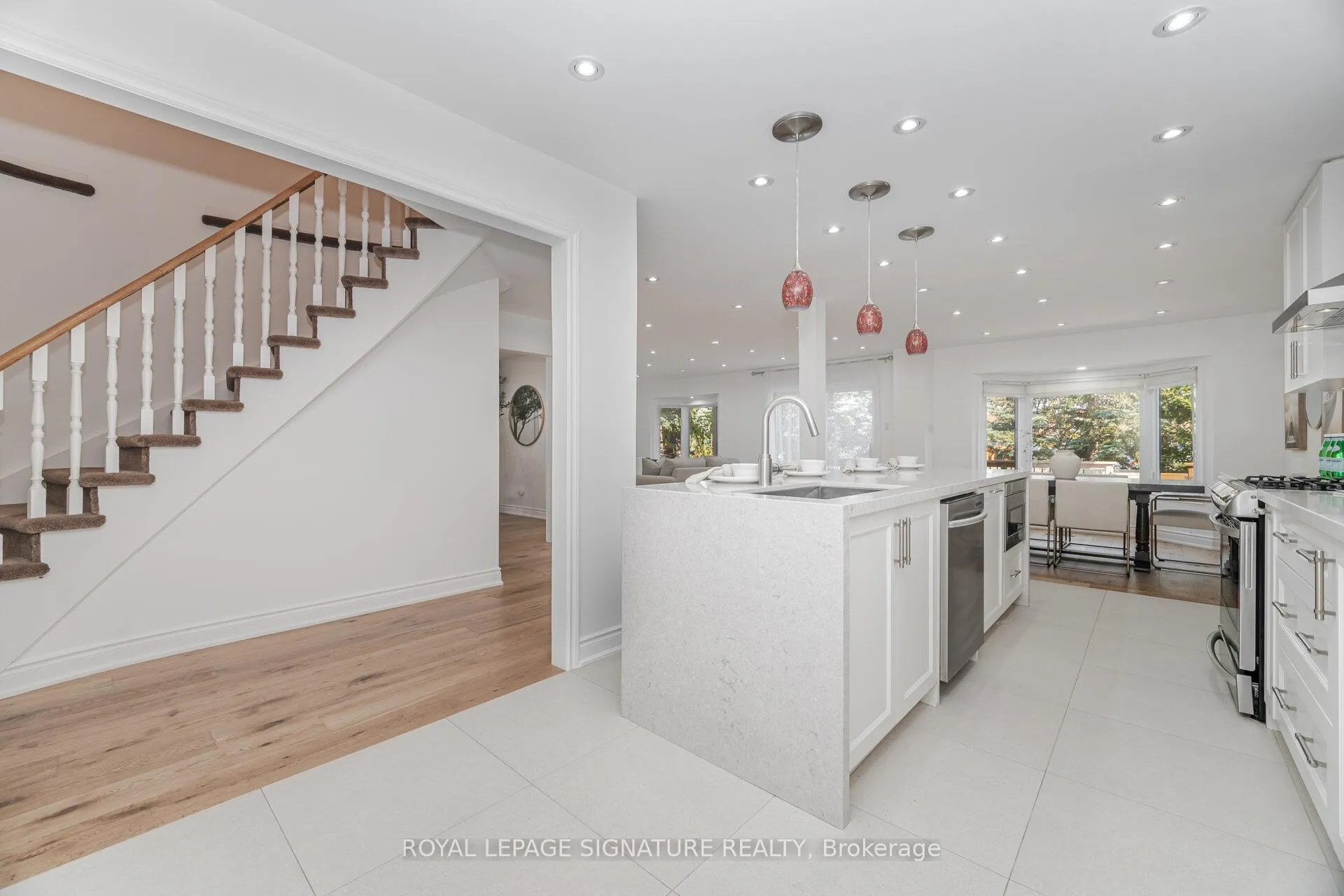 Photo 19 of 5217 Fallingbrook Drive, Mississauga, East Credit — HOMEH