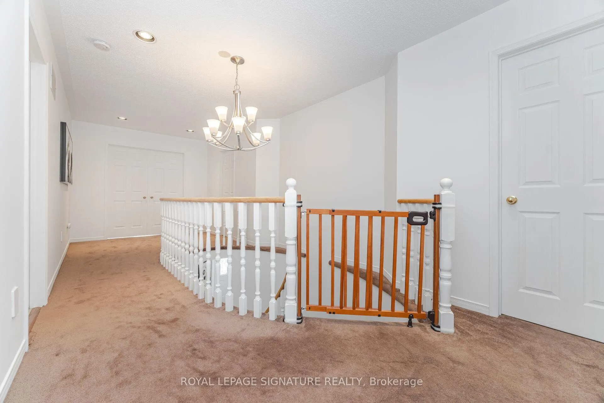 Photo 28 of 5217 Fallingbrook Drive, Mississauga, East Credit — HOMEH
