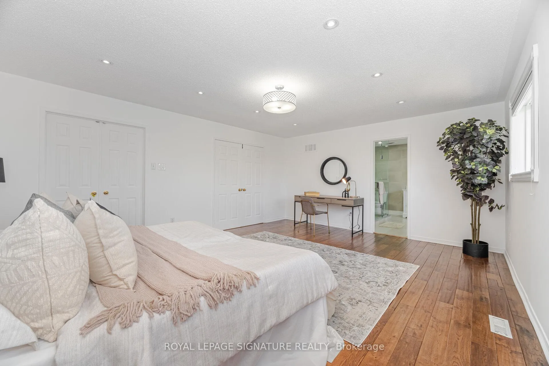 Photo 31 of 5217 Fallingbrook Drive, Mississauga, East Credit — HOMEH