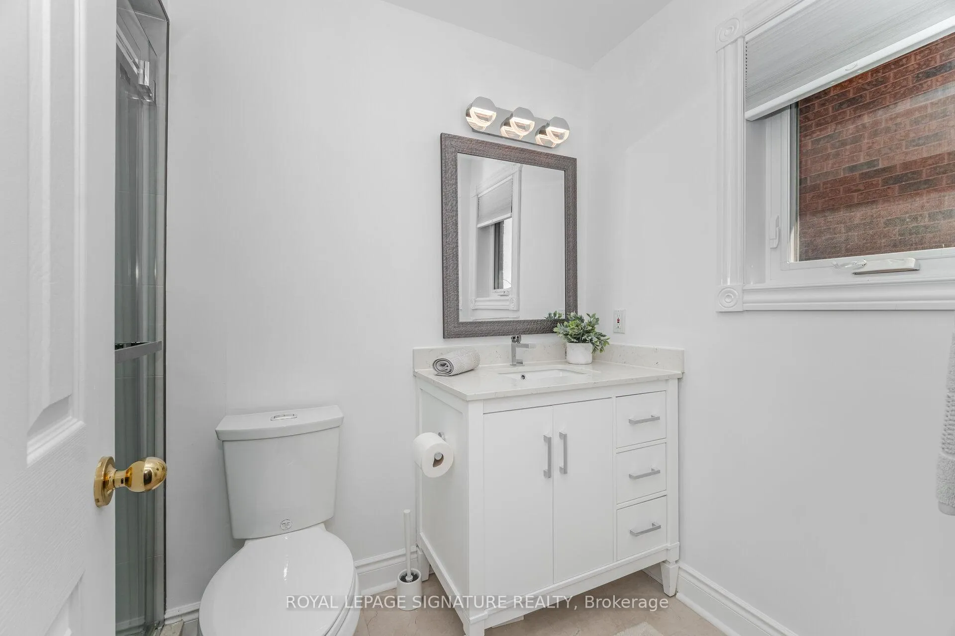 Photo 36 of 5217 Fallingbrook Drive, Mississauga, East Credit — HOMEH