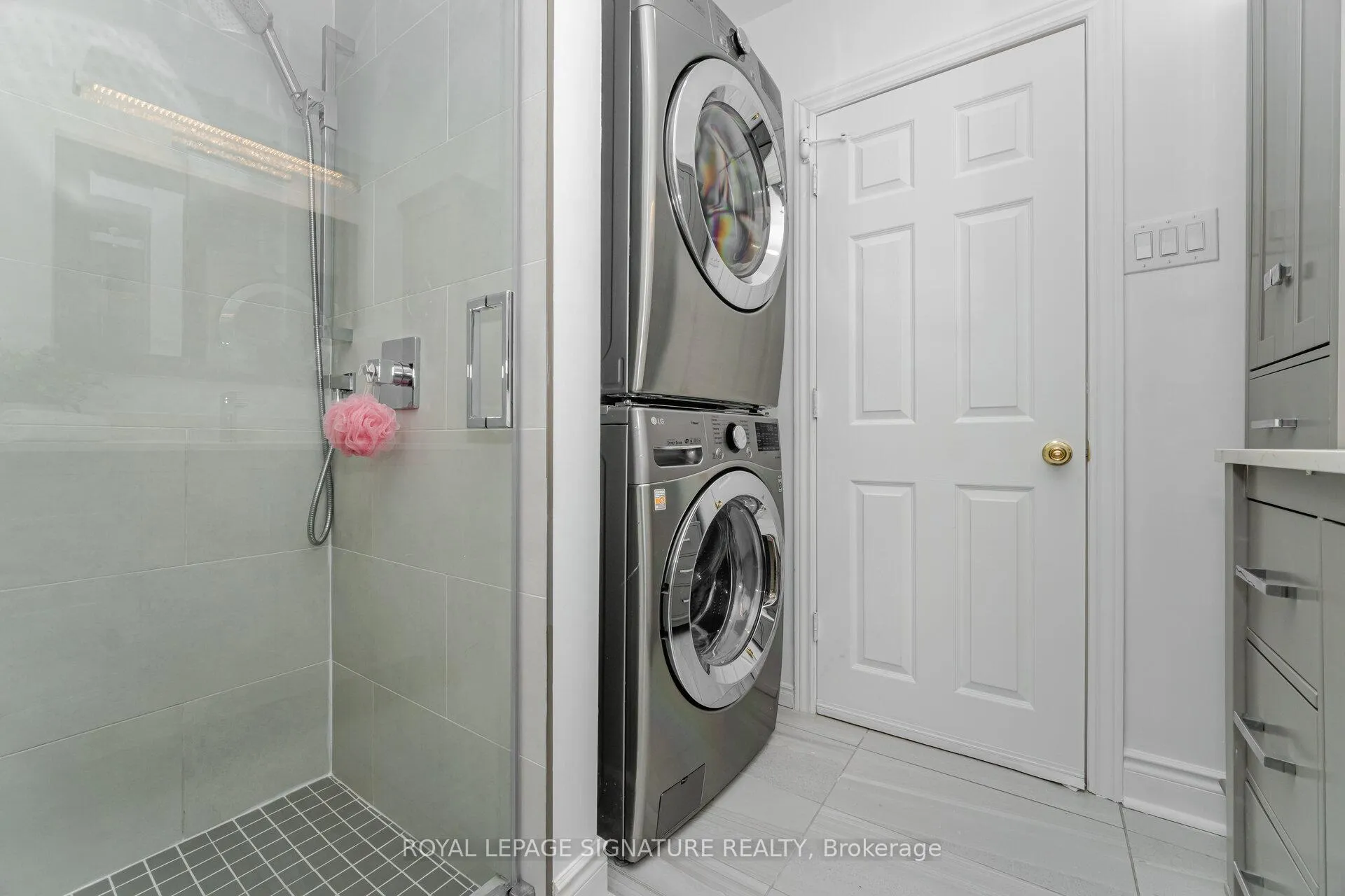 Photo 43 of 5217 Fallingbrook Drive, Mississauga, East Credit — HOMEH