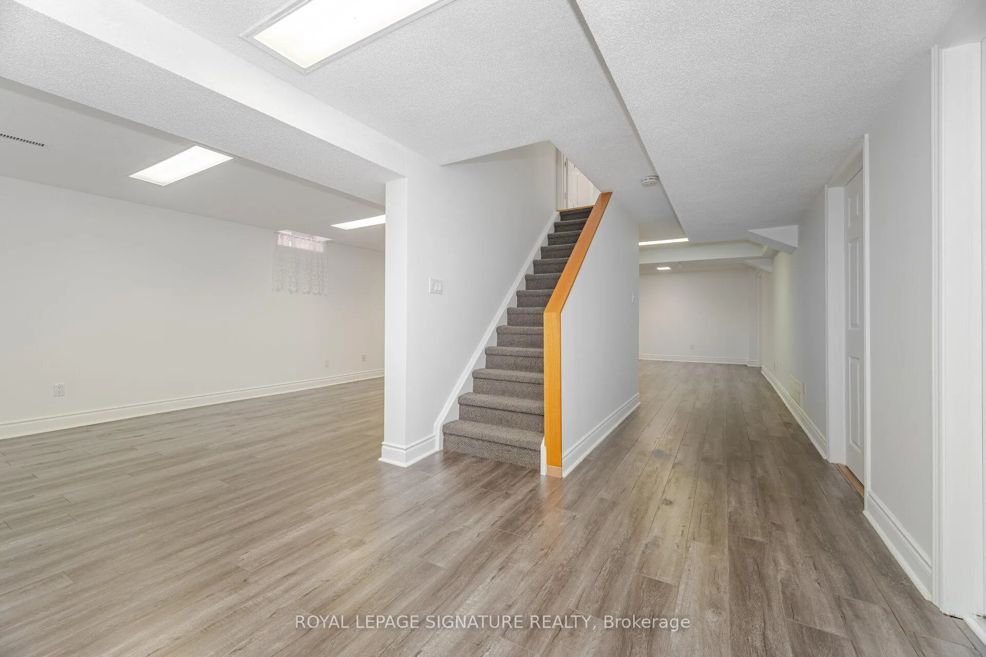 Photo 44 of 5217 Fallingbrook Drive, Mississauga, East Credit — HOMEH