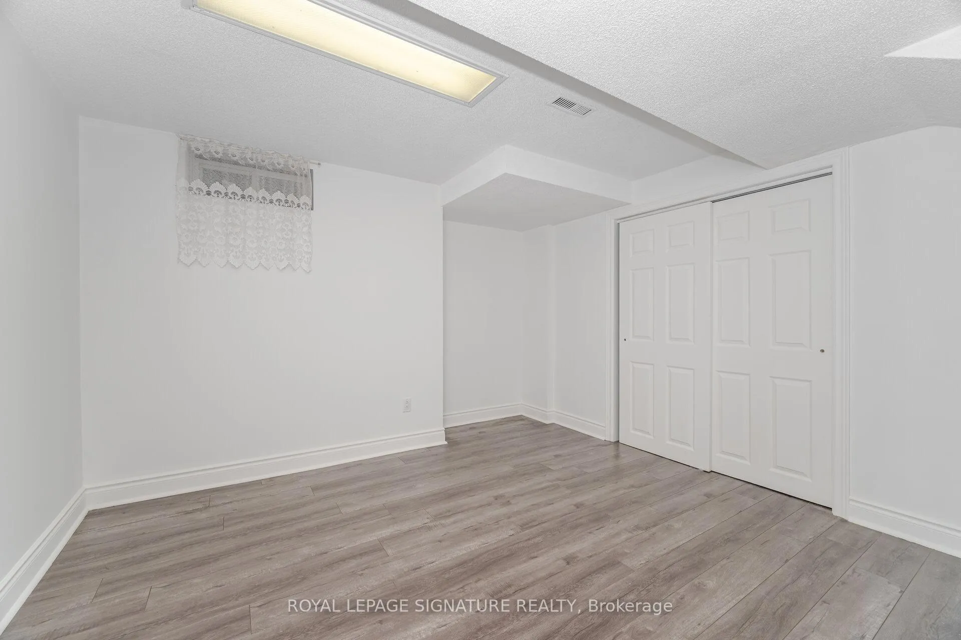 Photo 45 of 5217 Fallingbrook Drive, Mississauga, East Credit — HOMEH
