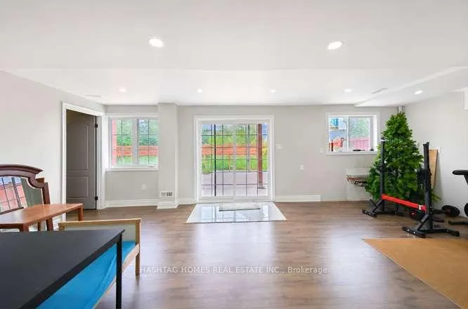 Photo 38 of 13 Ross Drive, Brampton, Sandringham-Wellington — HOMEH