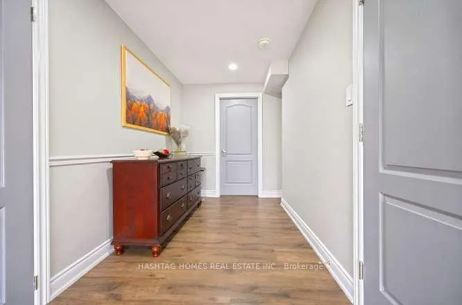 Photo 39 of 13 Ross Drive, Brampton, Sandringham-Wellington — HOMEH