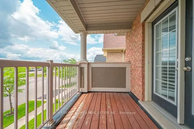 Photo 43 of 13 Ross Drive, Brampton, Sandringham-Wellington — HOMEH