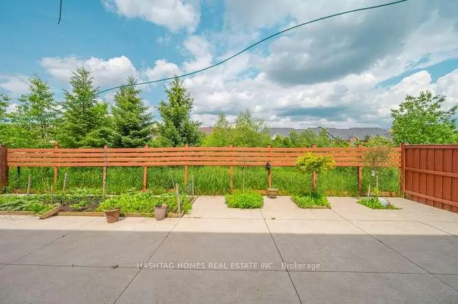 Photo 48 of 13 Ross Drive, Brampton, Sandringham-Wellington — HOMEH