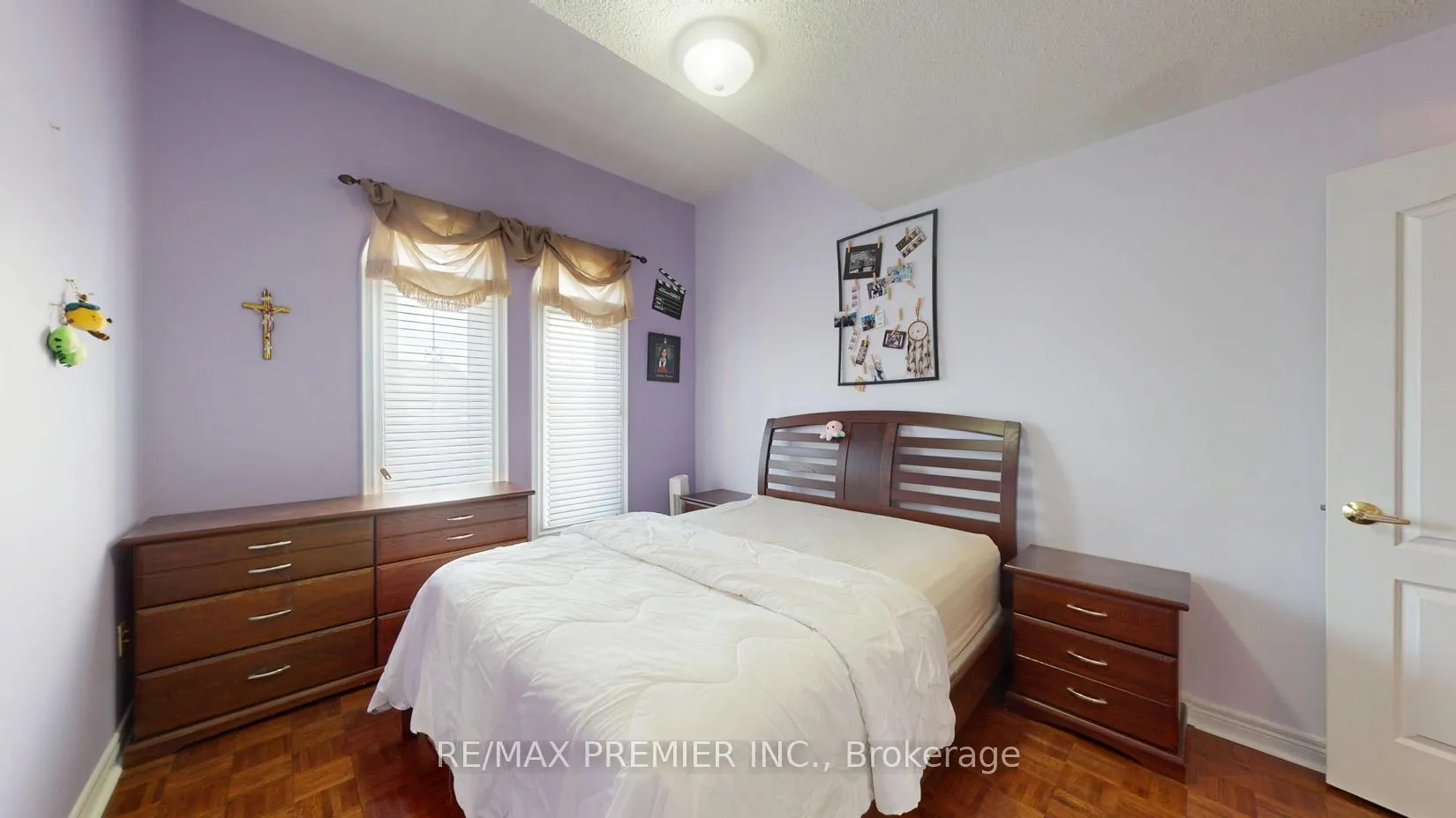 Photo 12 of 28 Osprey Drive, Vaughan, Vellore Village — HOMEH