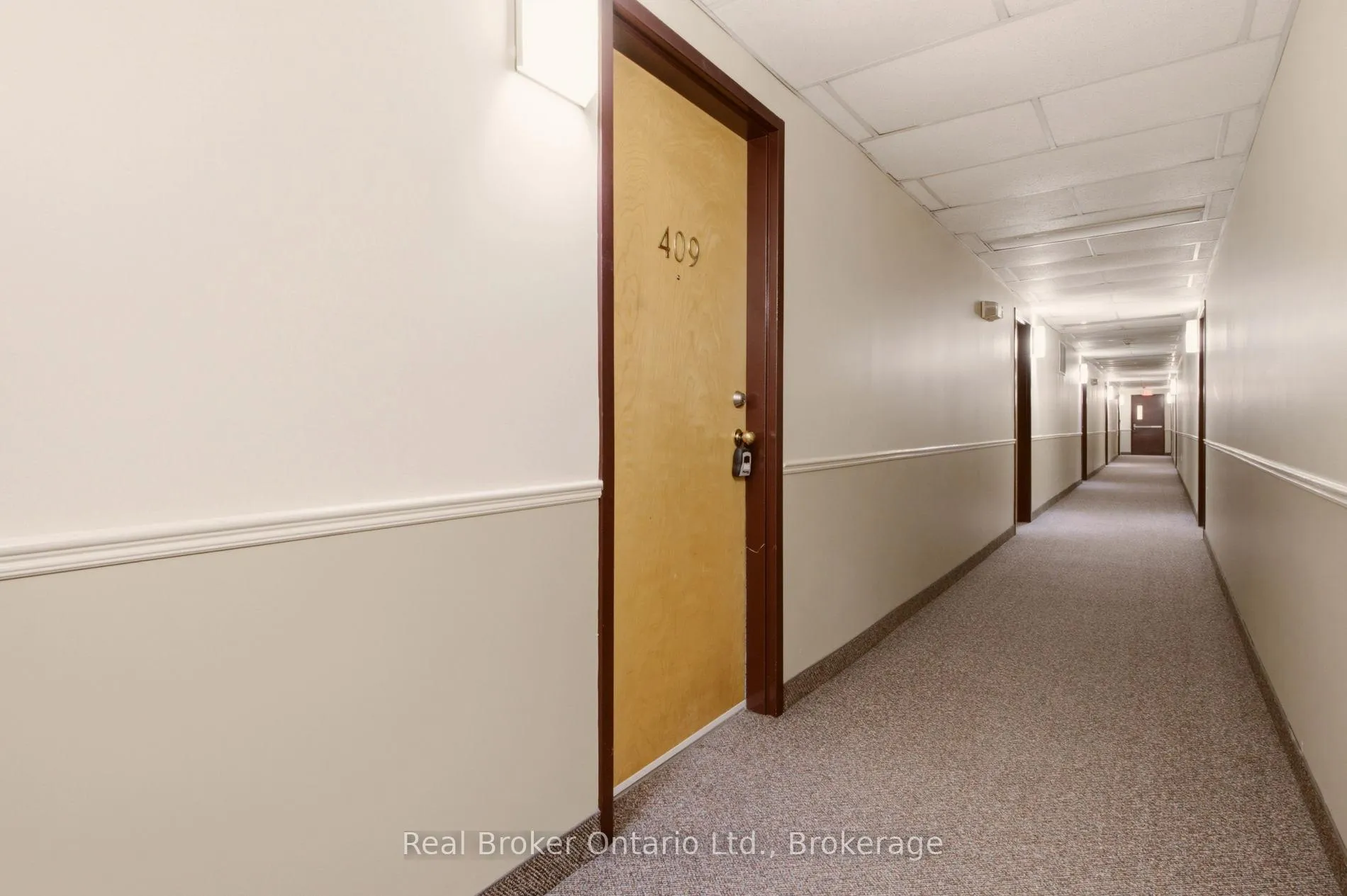 Photo 6 of Unit 409, 105 Bagot Street, Guelph, Junction/Onward Willow — HOMEH