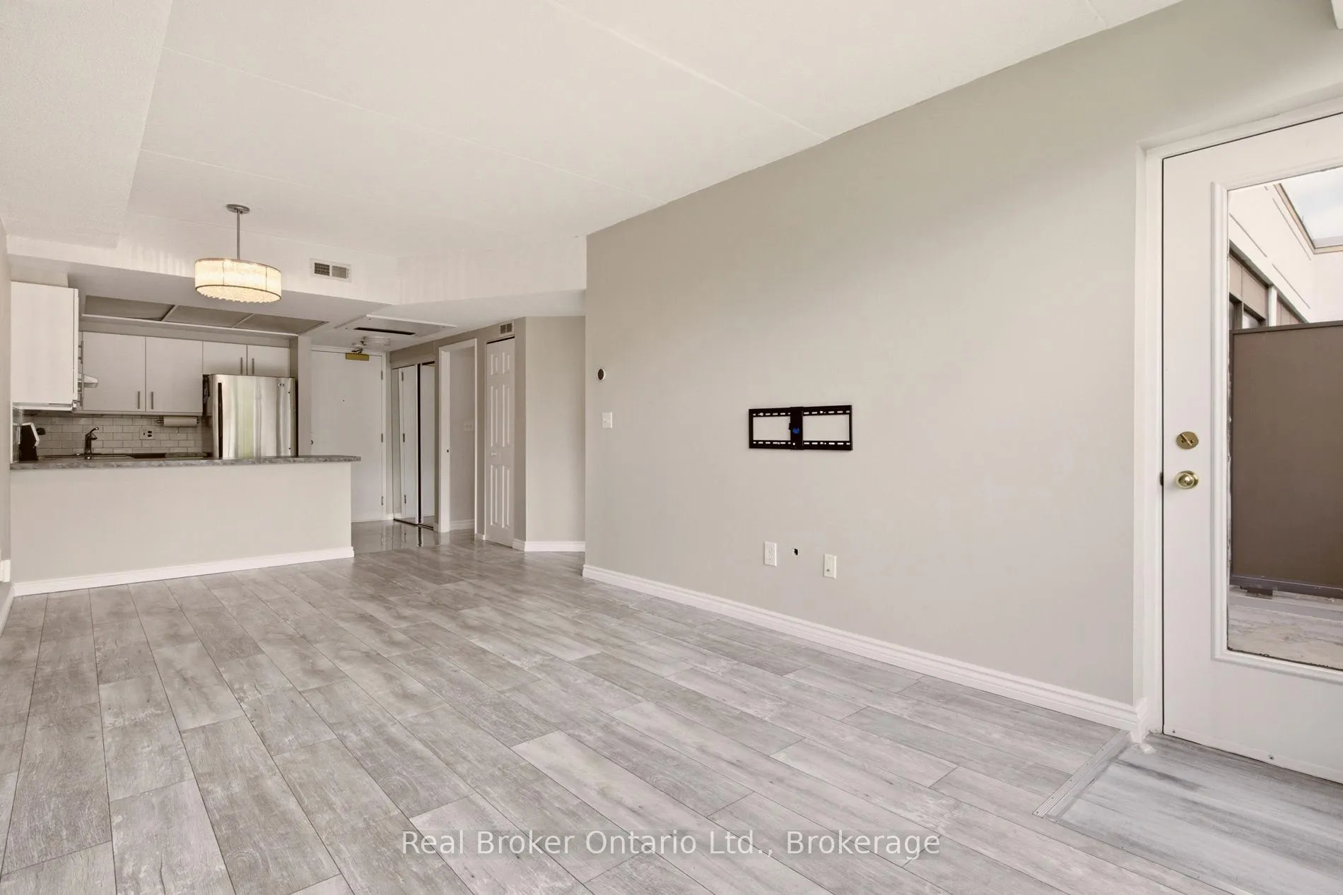Photo 11 of Unit 409, 105 Bagot Street, Guelph, Junction/Onward Willow — HOMEH