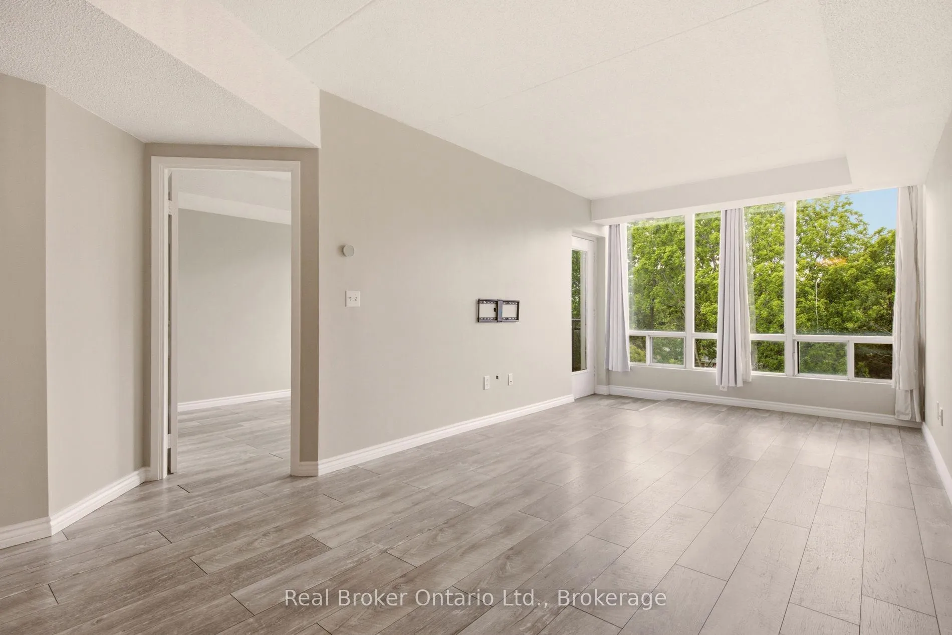 Photo 14 of Unit 409, 105 Bagot Street, Guelph, Junction/Onward Willow — HOMEH