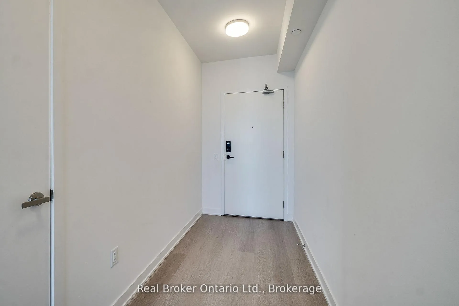 Photo 16 of Unit 3009, 3883 Quartz Road S, Mississauga, City Centre — HOMEH