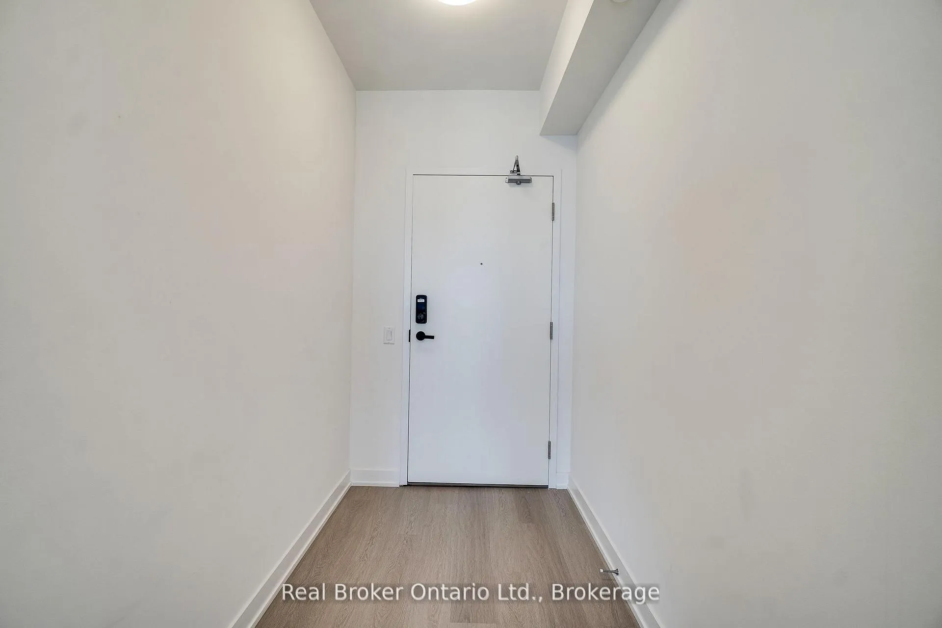 Photo 17 of Unit 3009, 3883 Quartz Road S, Mississauga, City Centre — HOMEH