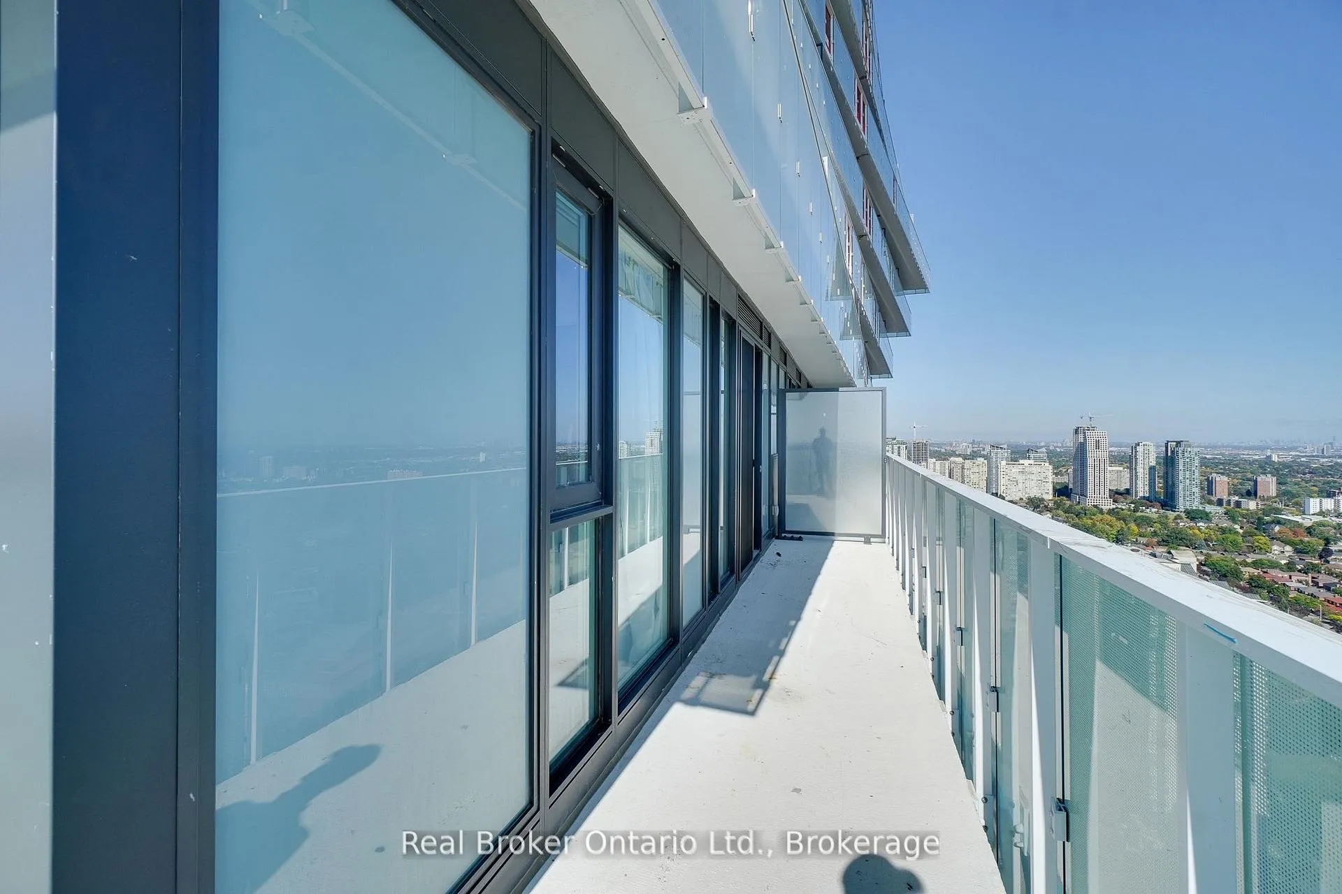 Photo 19 of Unit 3009, 3883 Quartz Road S, Mississauga, City Centre — HOMEH
