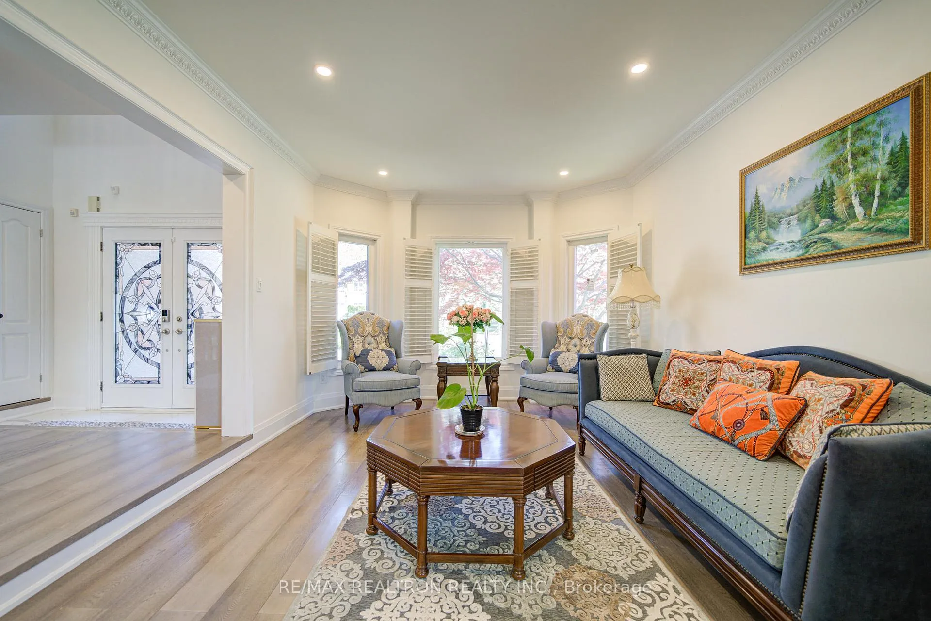 Photo 7 of 32 Dumfries Drive, Markham, Cachet — HOMEH