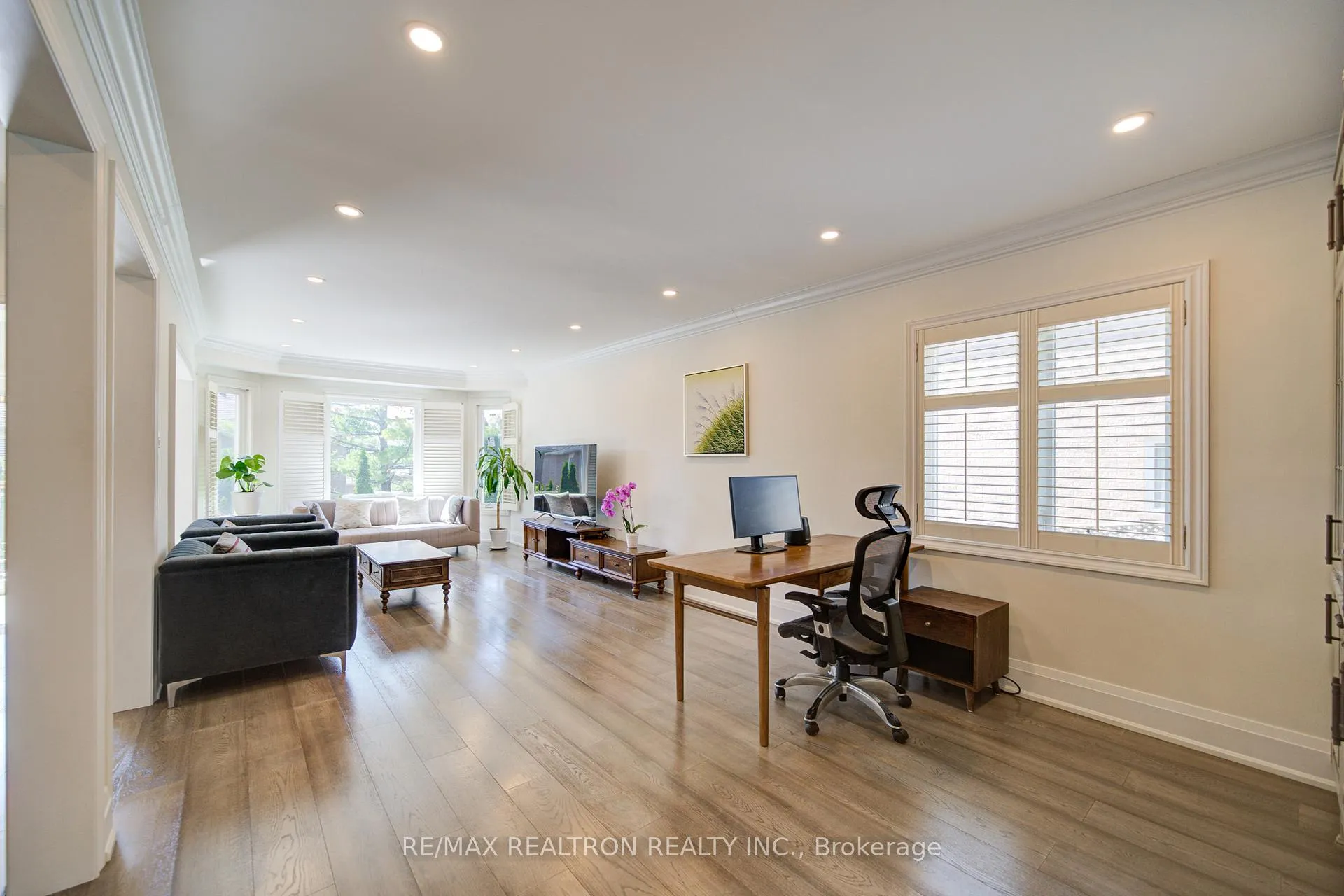 Photo 10 of 32 Dumfries Drive, Markham, Cachet — HOMEH
