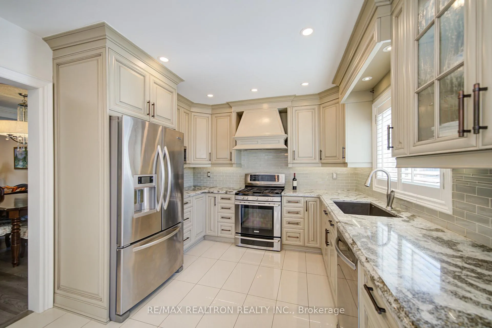 Photo 18 of 32 Dumfries Drive, Markham, Cachet — HOMEH