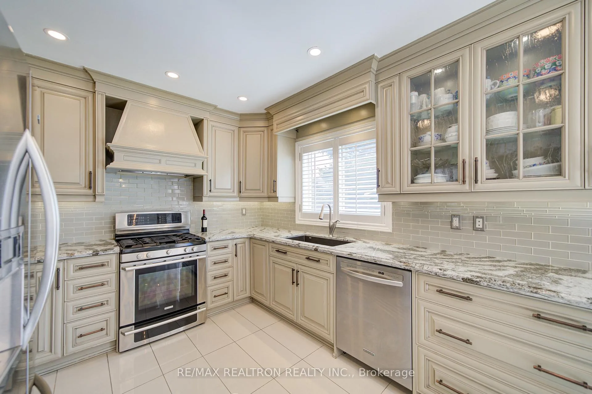 Photo 19 of 32 Dumfries Drive, Markham, Cachet — HOMEH