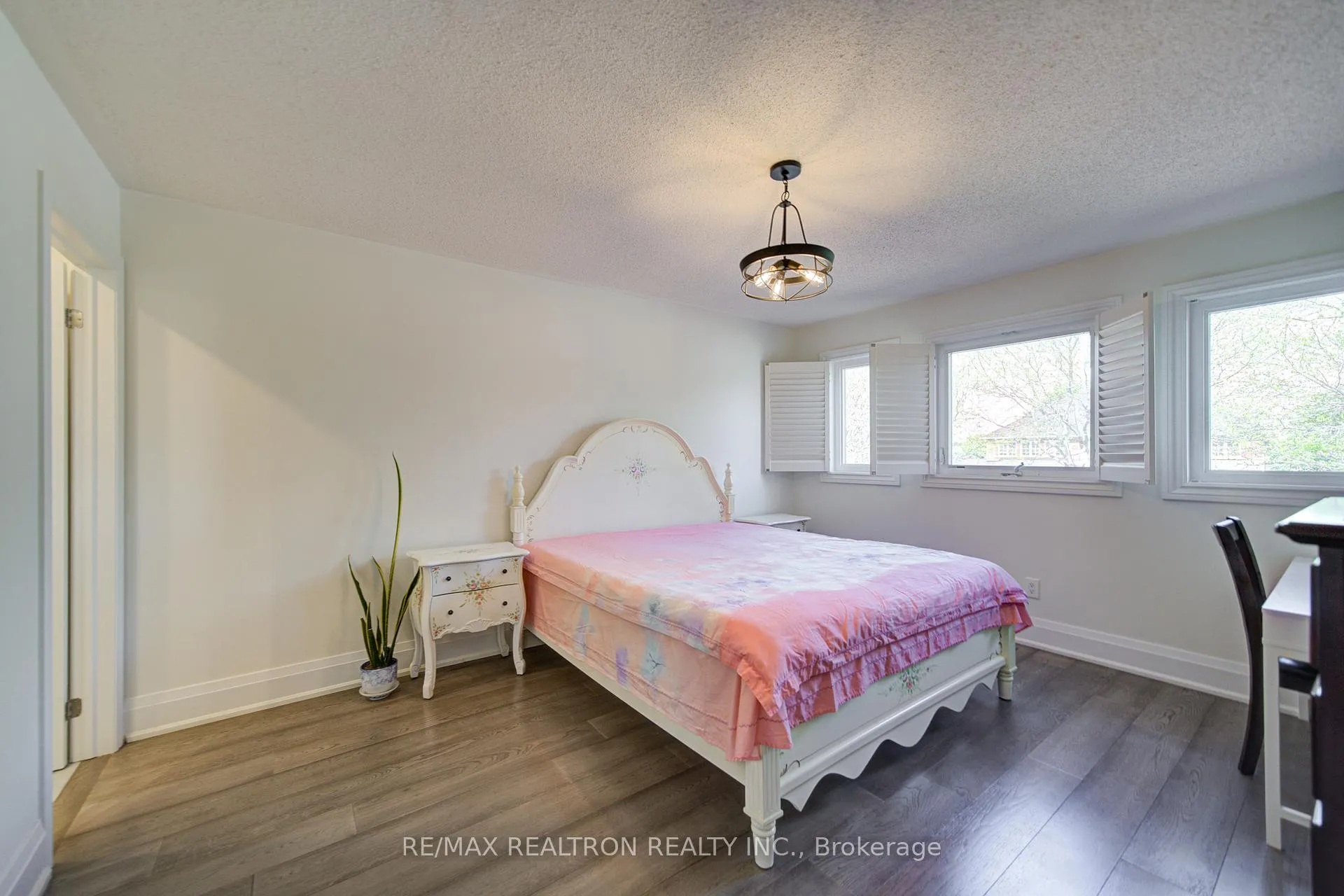 Photo 27 of 32 Dumfries Drive, Markham, Cachet — HOMEH