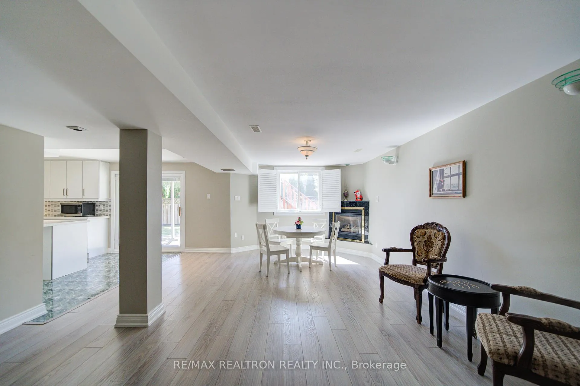 Photo 32 of 32 Dumfries Drive, Markham, Cachet — HOMEH