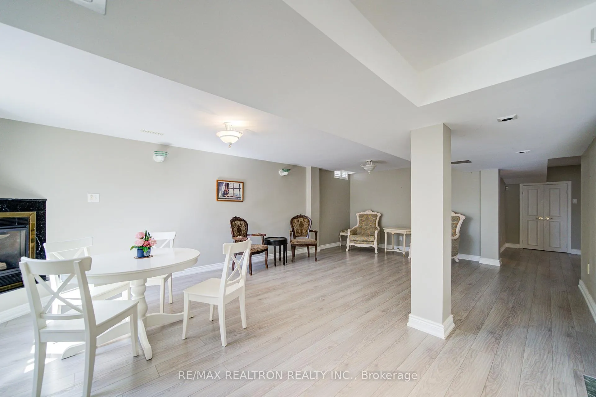 Photo 33 of 32 Dumfries Drive, Markham, Cachet — HOMEH