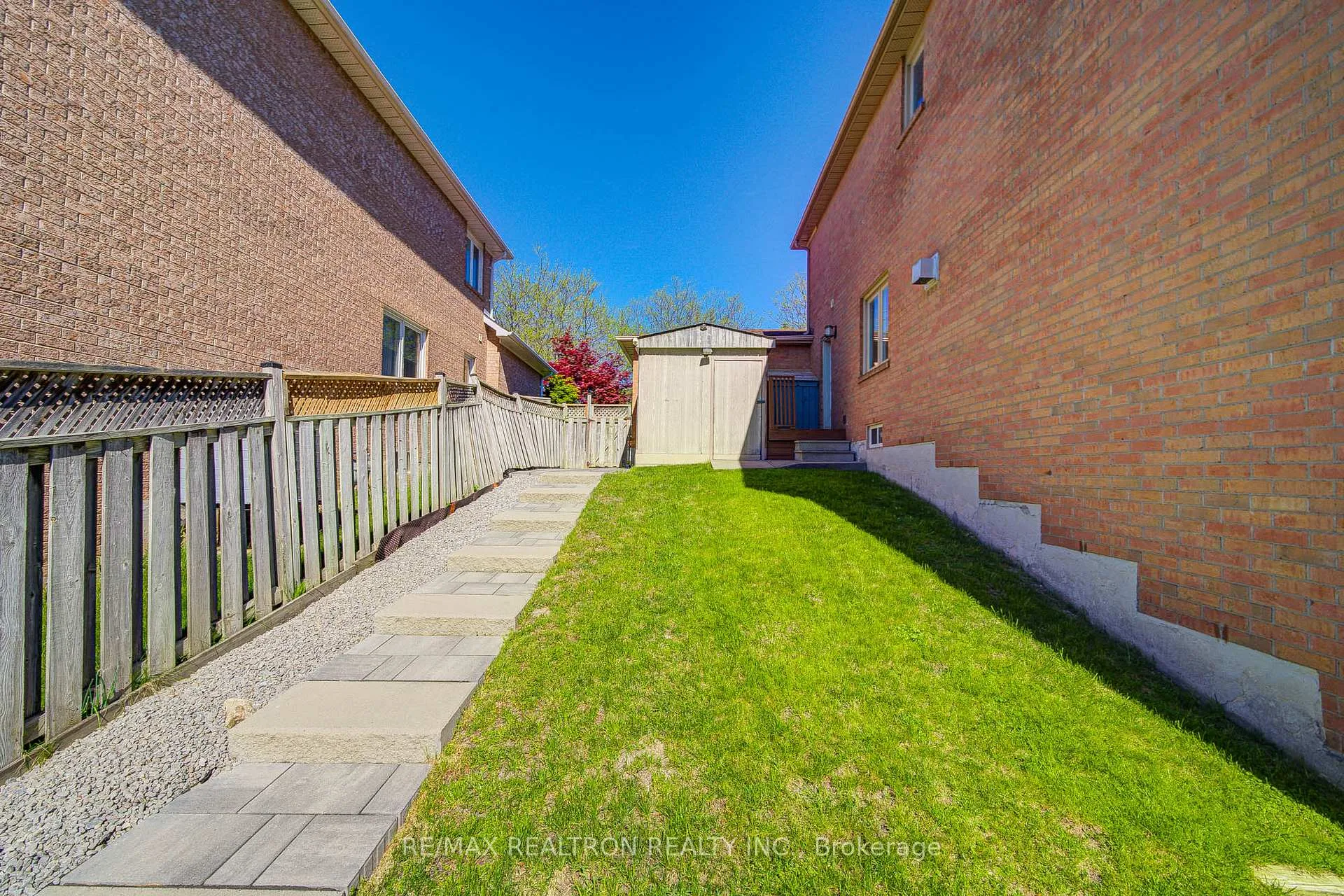 Photo 41 of 32 Dumfries Drive, Markham, Cachet — HOMEH