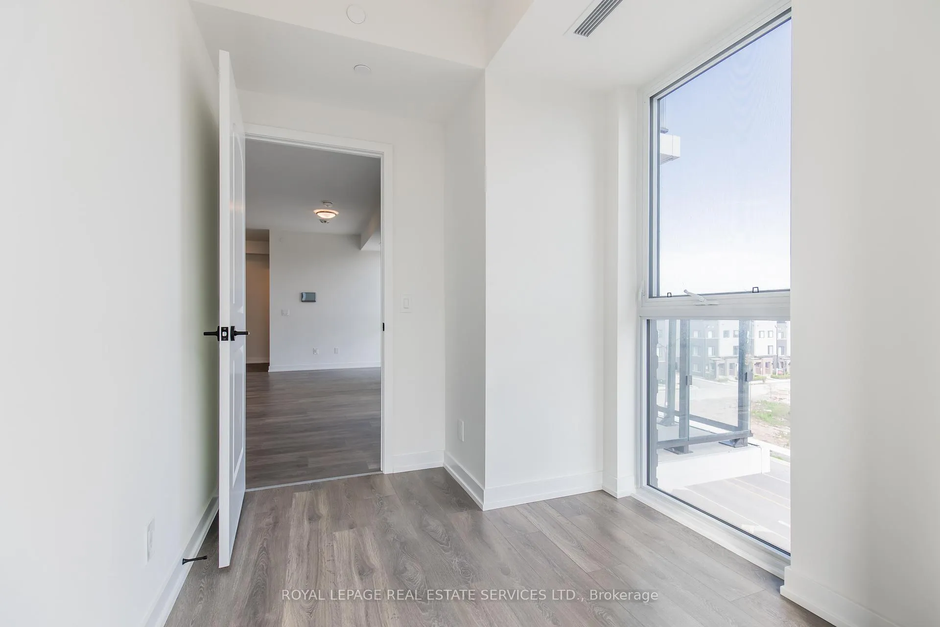 Photo 21 of Unit 410, 335 Wheat Boom Drive, Oakville, Joshua Meadows — HOMEH