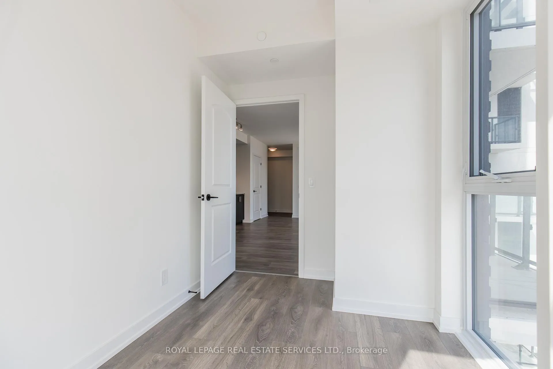 Photo 24 of Unit 410, 335 Wheat Boom Drive, Oakville, Joshua Meadows — HOMEH