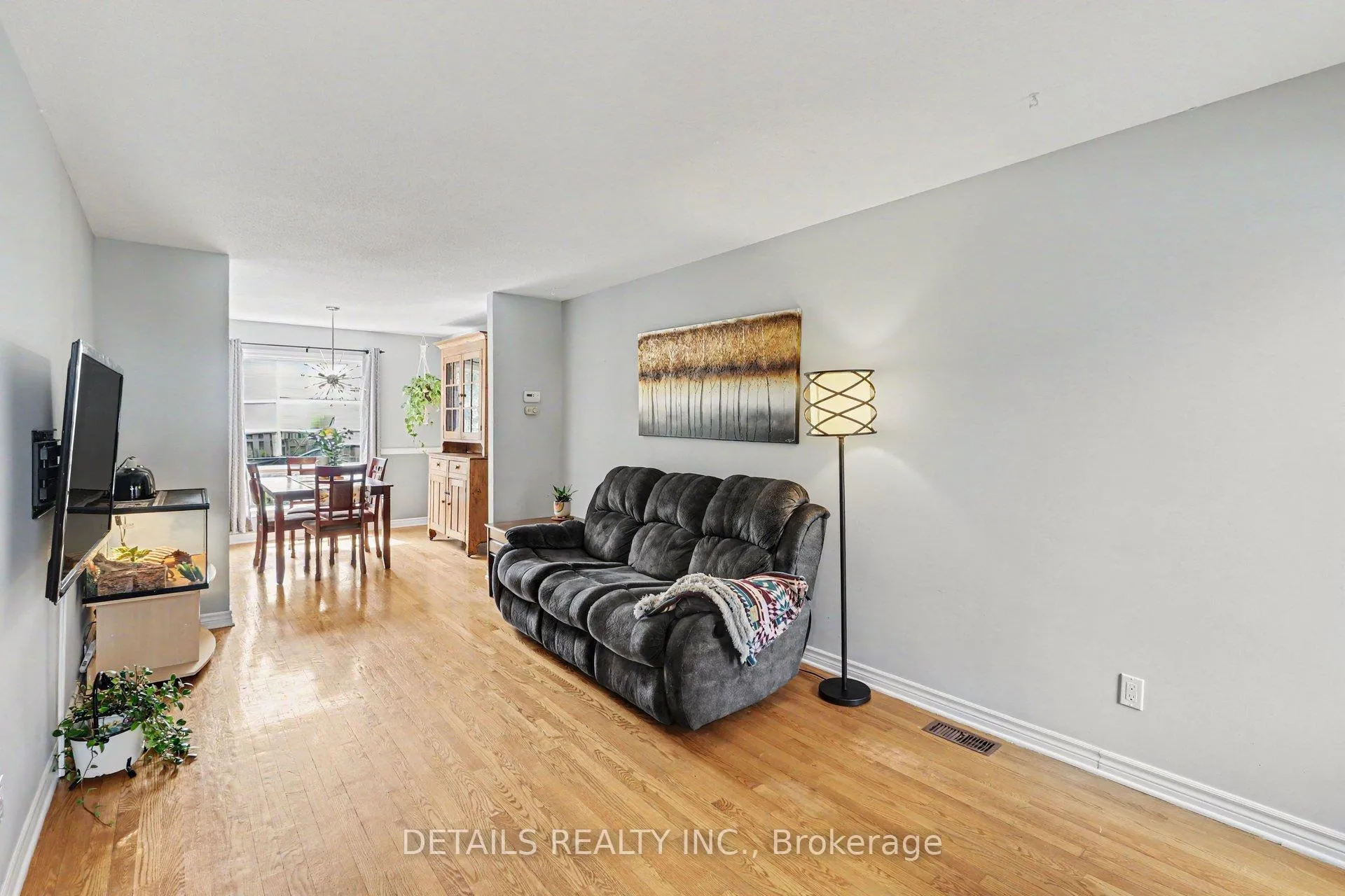 Photo 4 of 1078 St Jovite Ridge, Ottawa, Convent Glen North — HOMEH