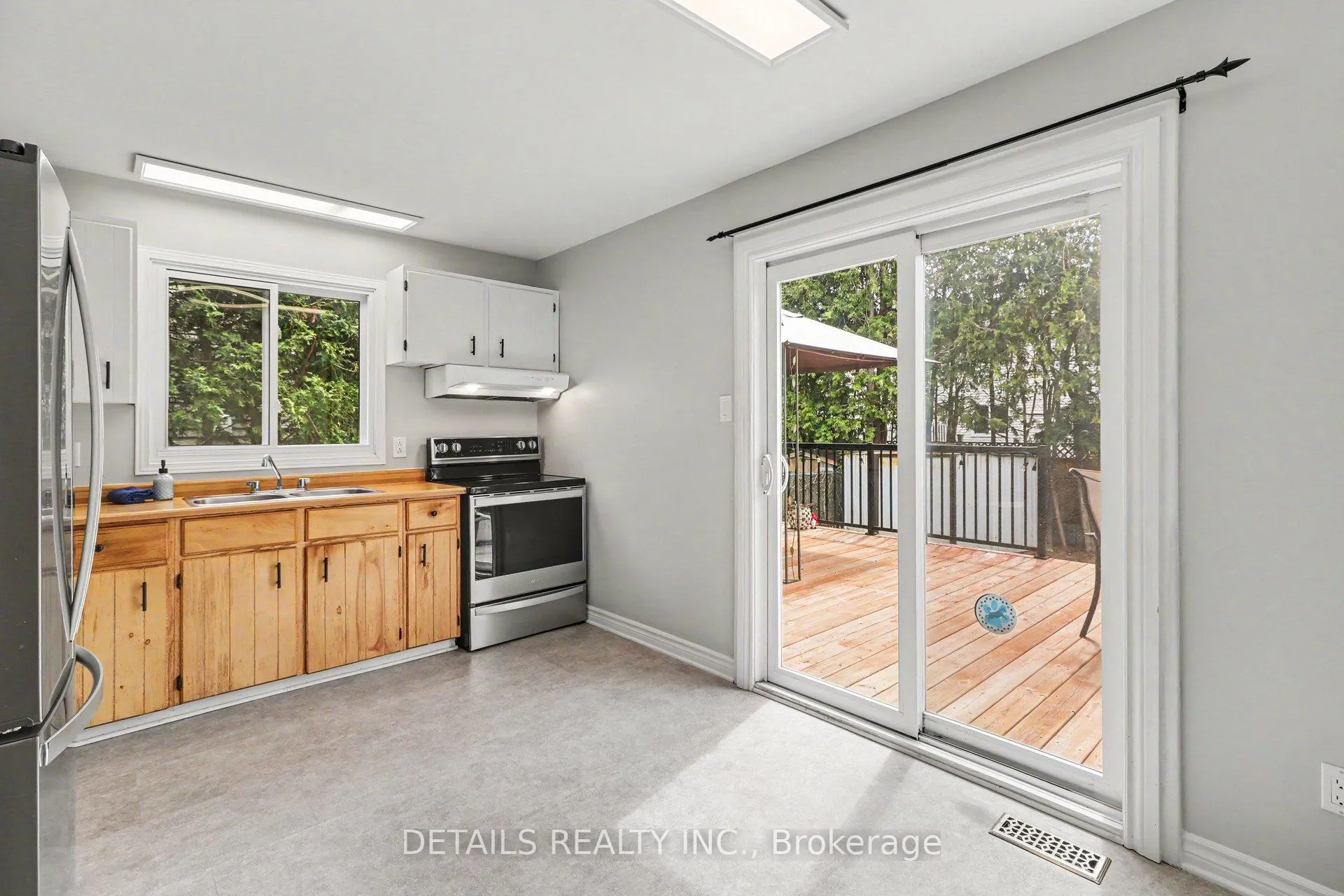 Photo 11 of 1078 St Jovite Ridge, Ottawa, Convent Glen North — HOMEH