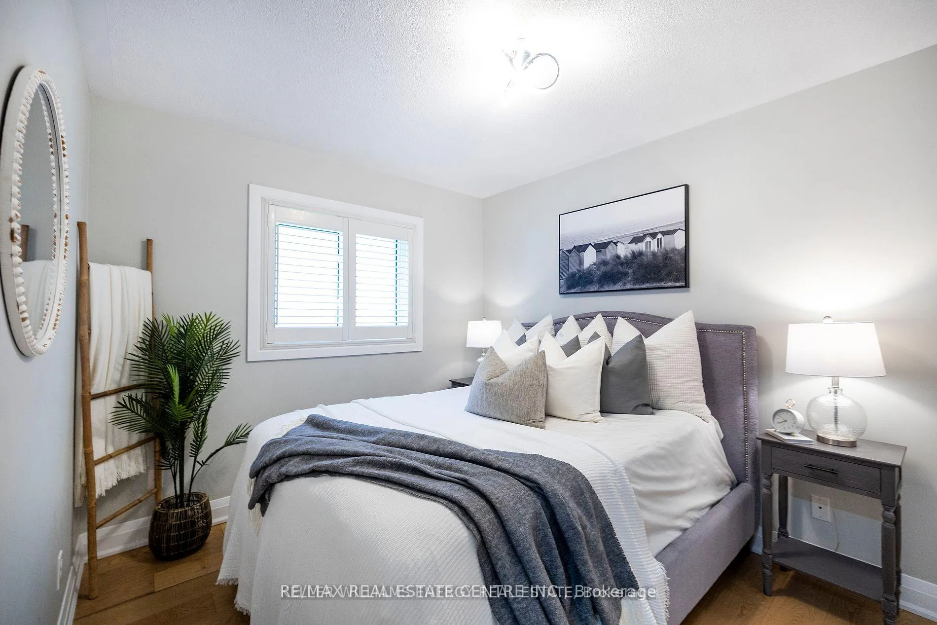 Photo 16 of 36 Padfield Drive, Clarington, Bowmanville — HOMEH