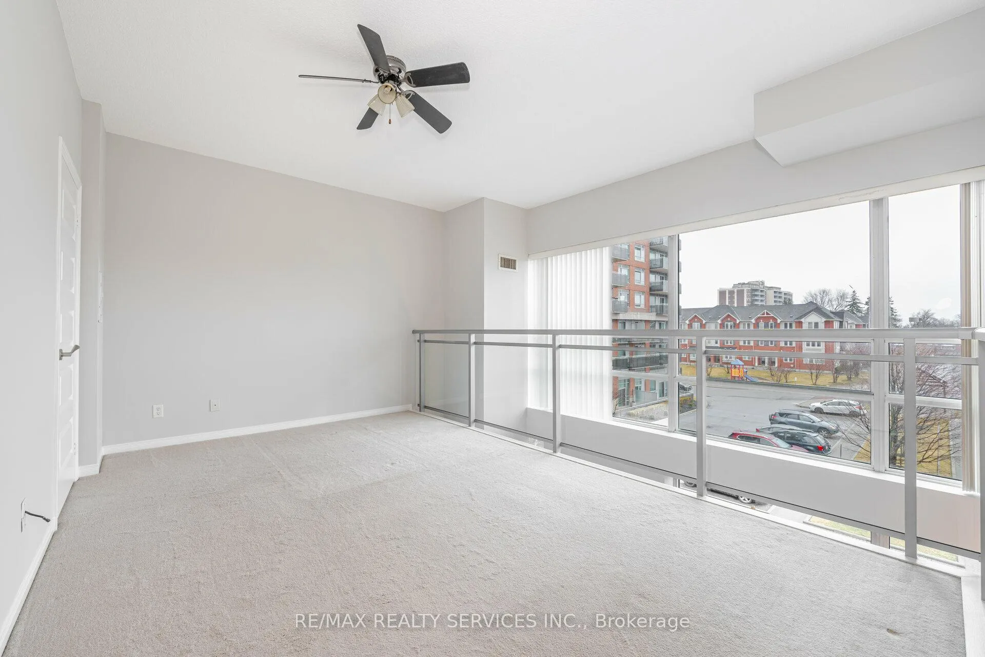 Photo 20 of Unit 211, 215 Queen Street E, Brampton, Queen Street Corridor — HOMEH