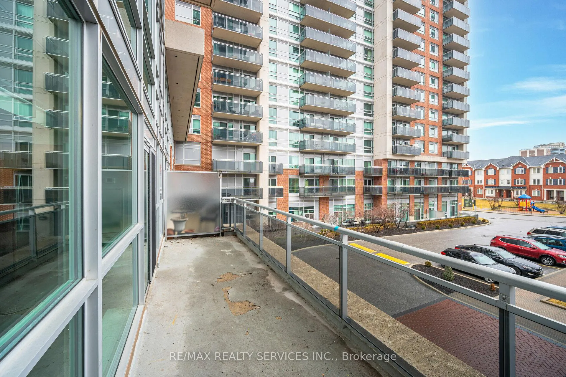 Photo 27 of Unit 211, 215 Queen Street E, Brampton, Queen Street Corridor — HOMEH