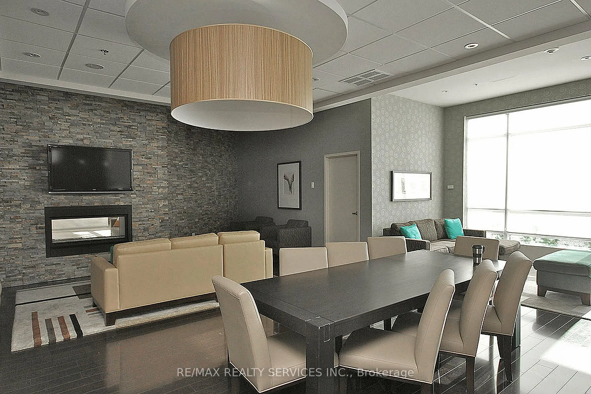 Photo 30 of Unit 211, 215 Queen Street E, Brampton, Queen Street Corridor — HOMEH