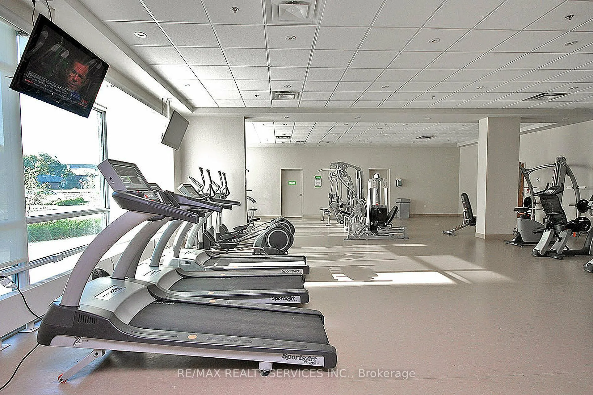 Photo 36 of Unit 211, 215 Queen Street E, Brampton, Queen Street Corridor — HOMEH