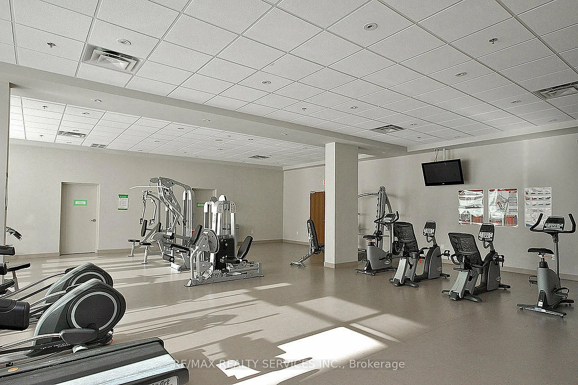Photo 37 of Unit 211, 215 Queen Street E, Brampton, Queen Street Corridor — HOMEH