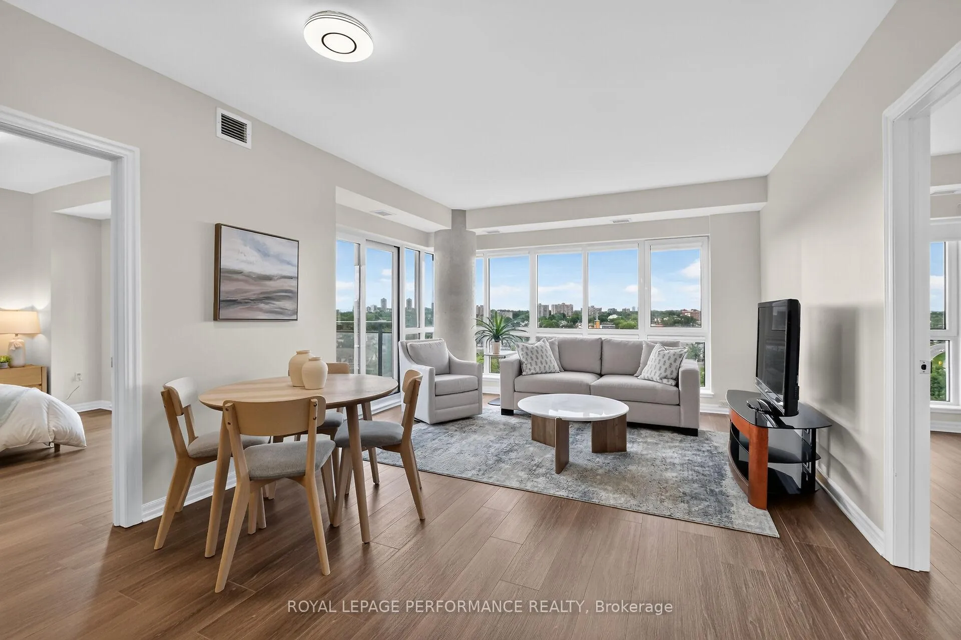 Photo 10 of Unit 907, 90 Landry Street, Ottawa, Vanier — HOMEH