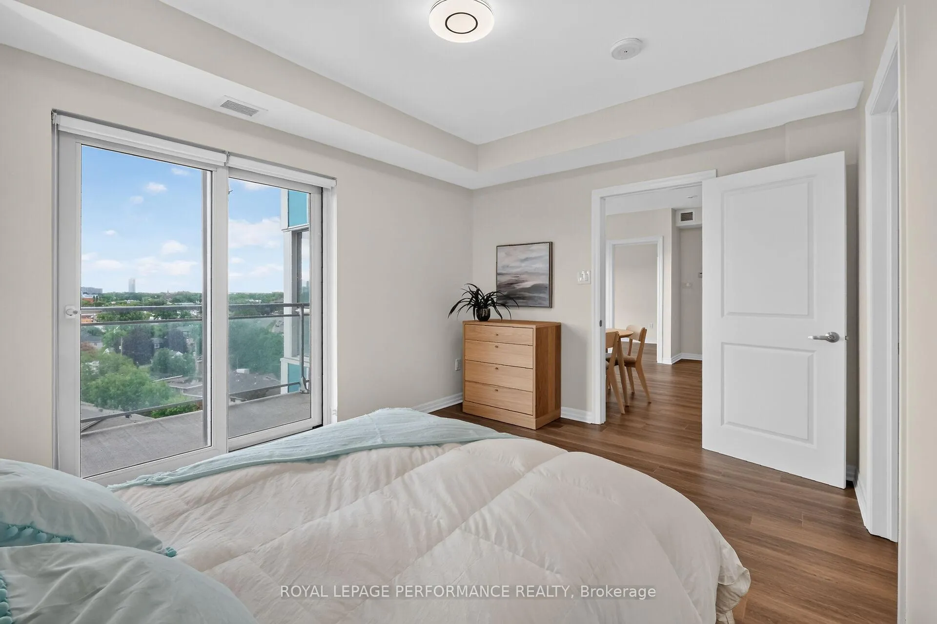 Photo 19 of Unit 907, 90 Landry Street, Ottawa, Vanier — HOMEH