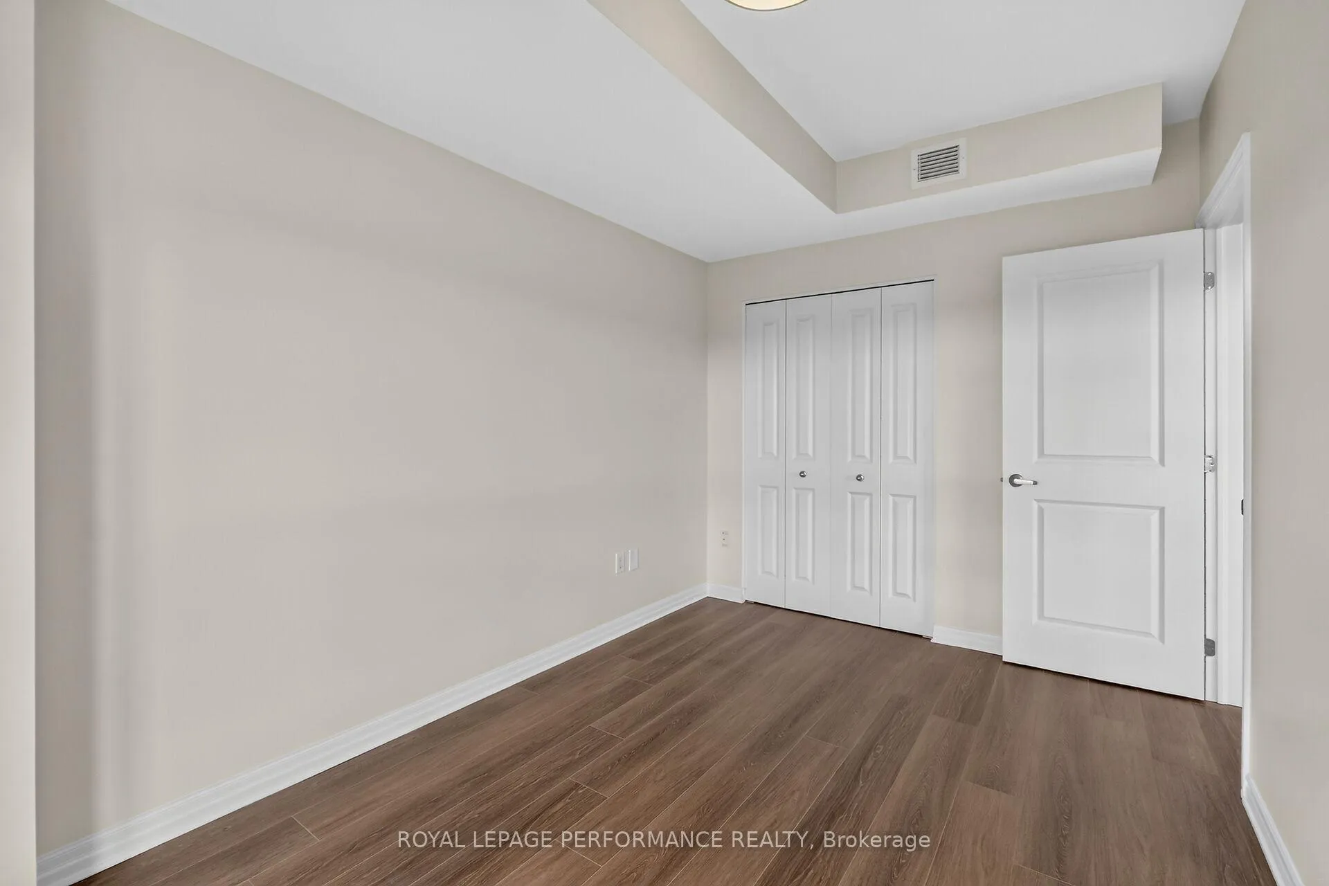 Photo 26 of Unit 907, 90 Landry Street, Ottawa, Vanier — HOMEH