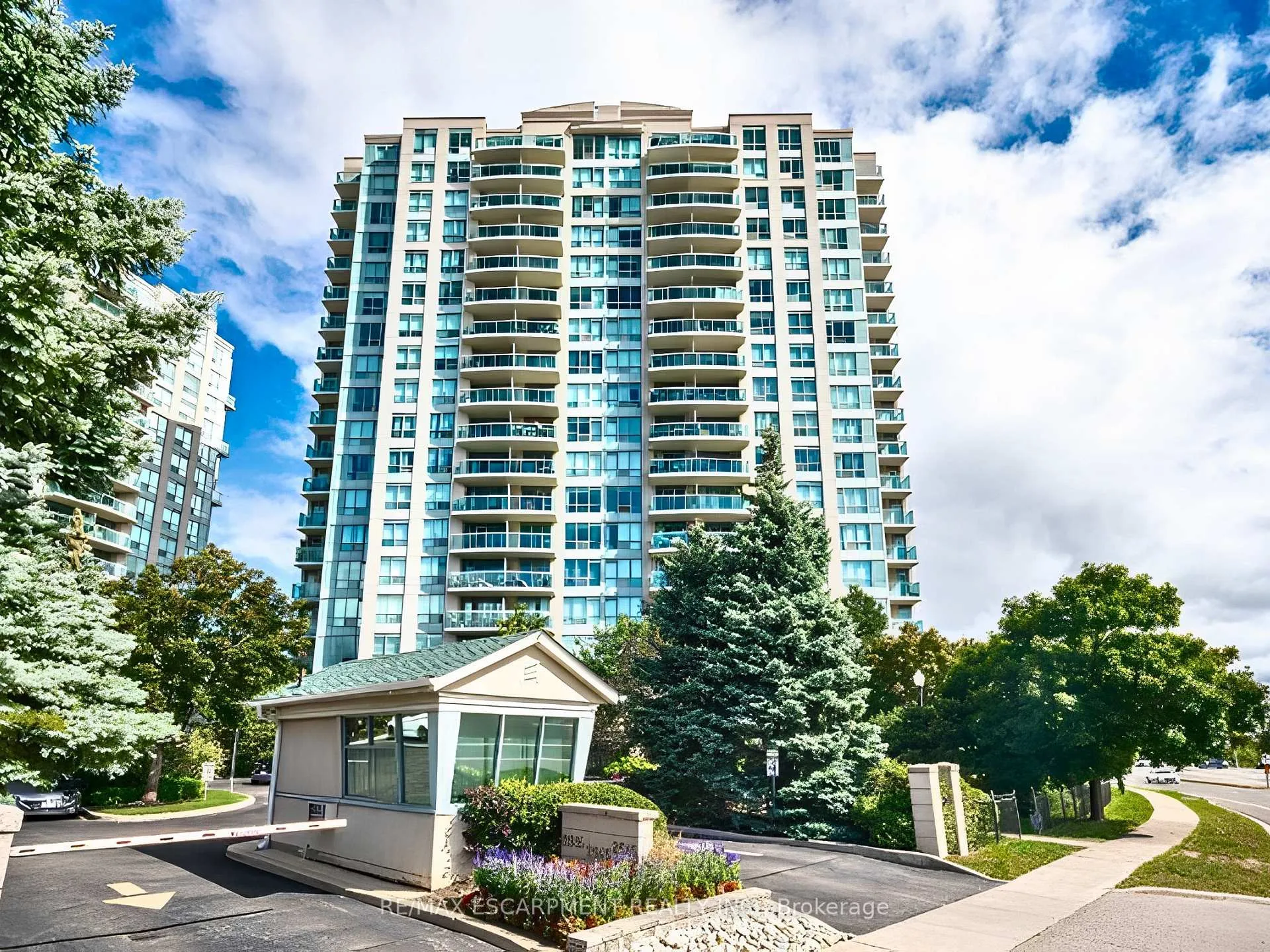Photo of Unit 509, 2545 Erin Centre Boulevard