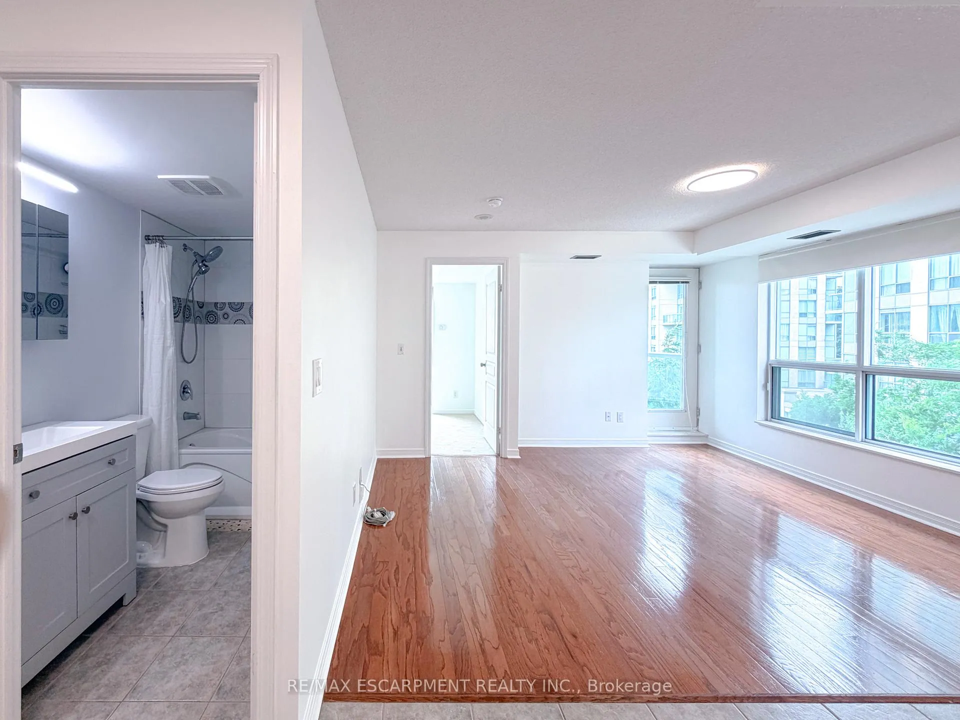 Photo 15 of Unit 509, 2545 Erin Centre Boulevard, Mississauga, Central Erin Mills — HOMEH