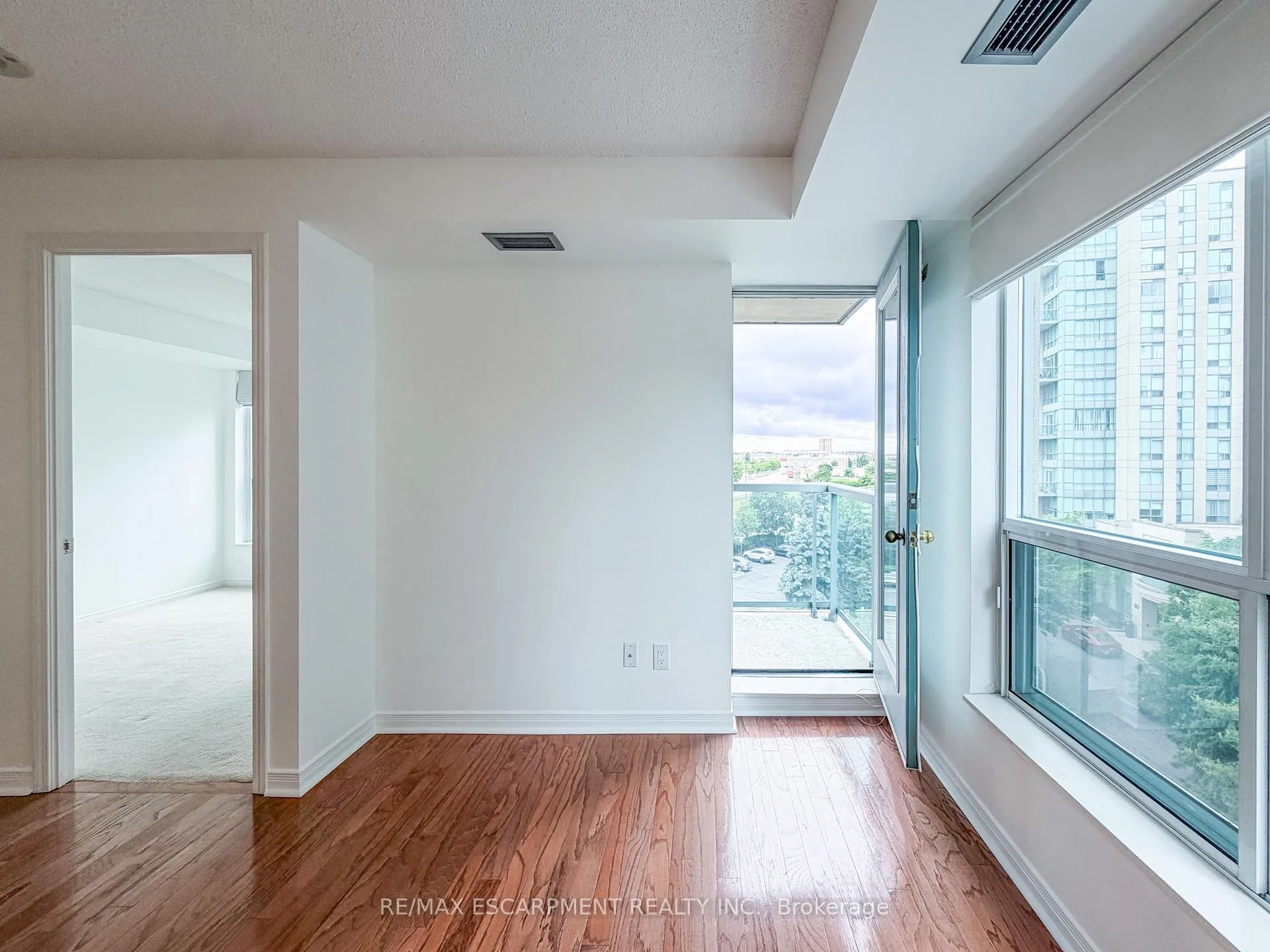 Photo 18 of Unit 509, 2545 Erin Centre Boulevard, Mississauga, Central Erin Mills — HOMEH