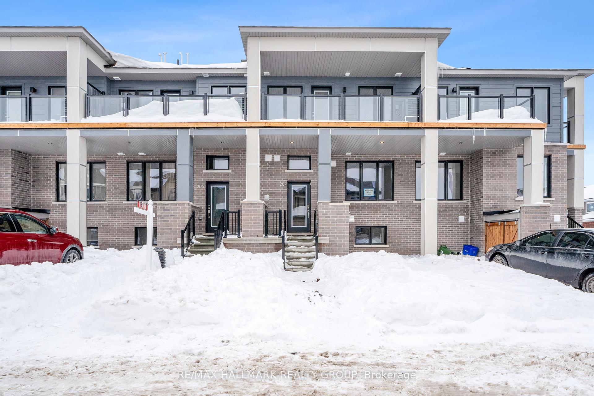 Photo 1 of 207 Beebalm Crescent, Ottawa, Barrhaven - Half Moon Bay — HOMEH