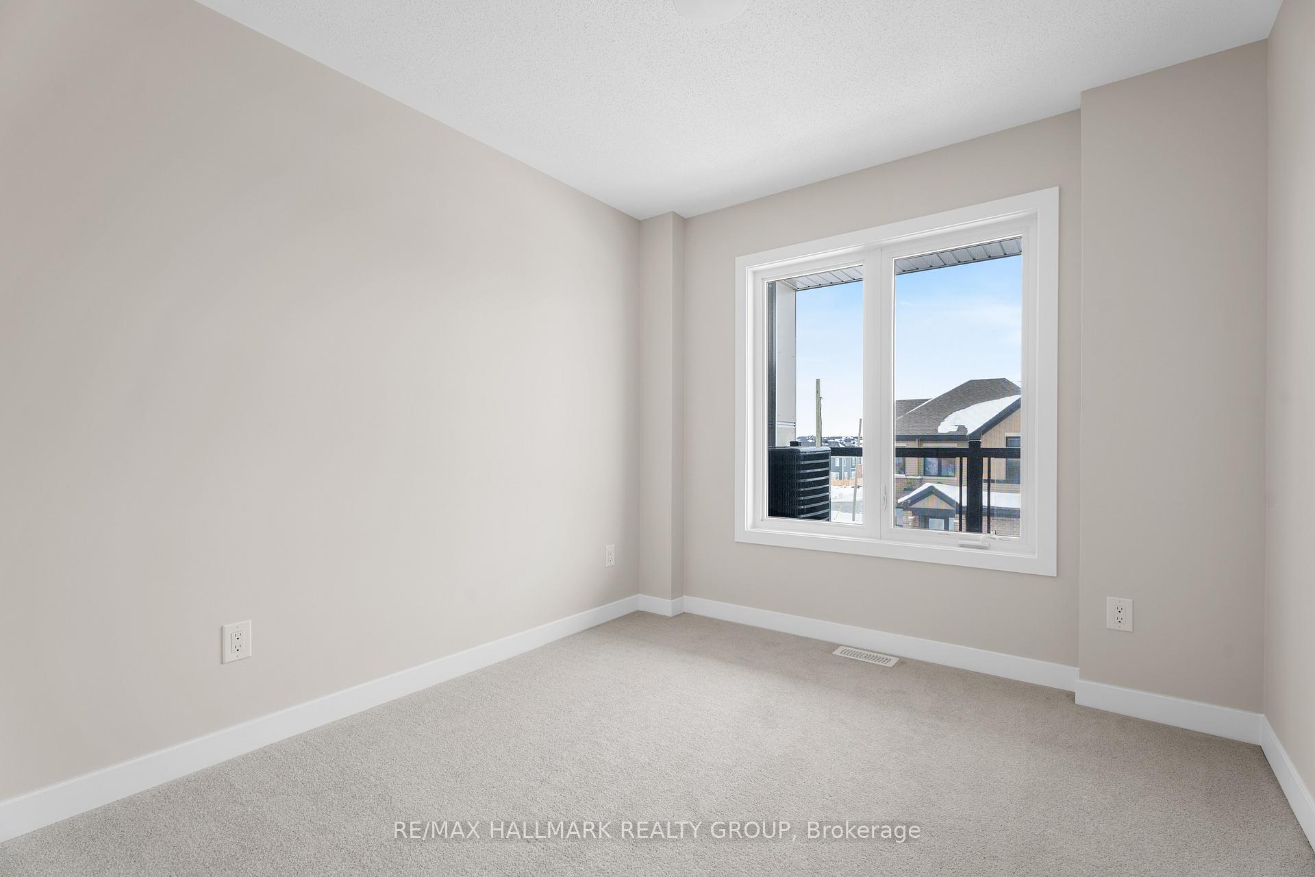 Photo 23 of 207 Beebalm Crescent, Ottawa, Barrhaven - Half Moon Bay — HOMEH