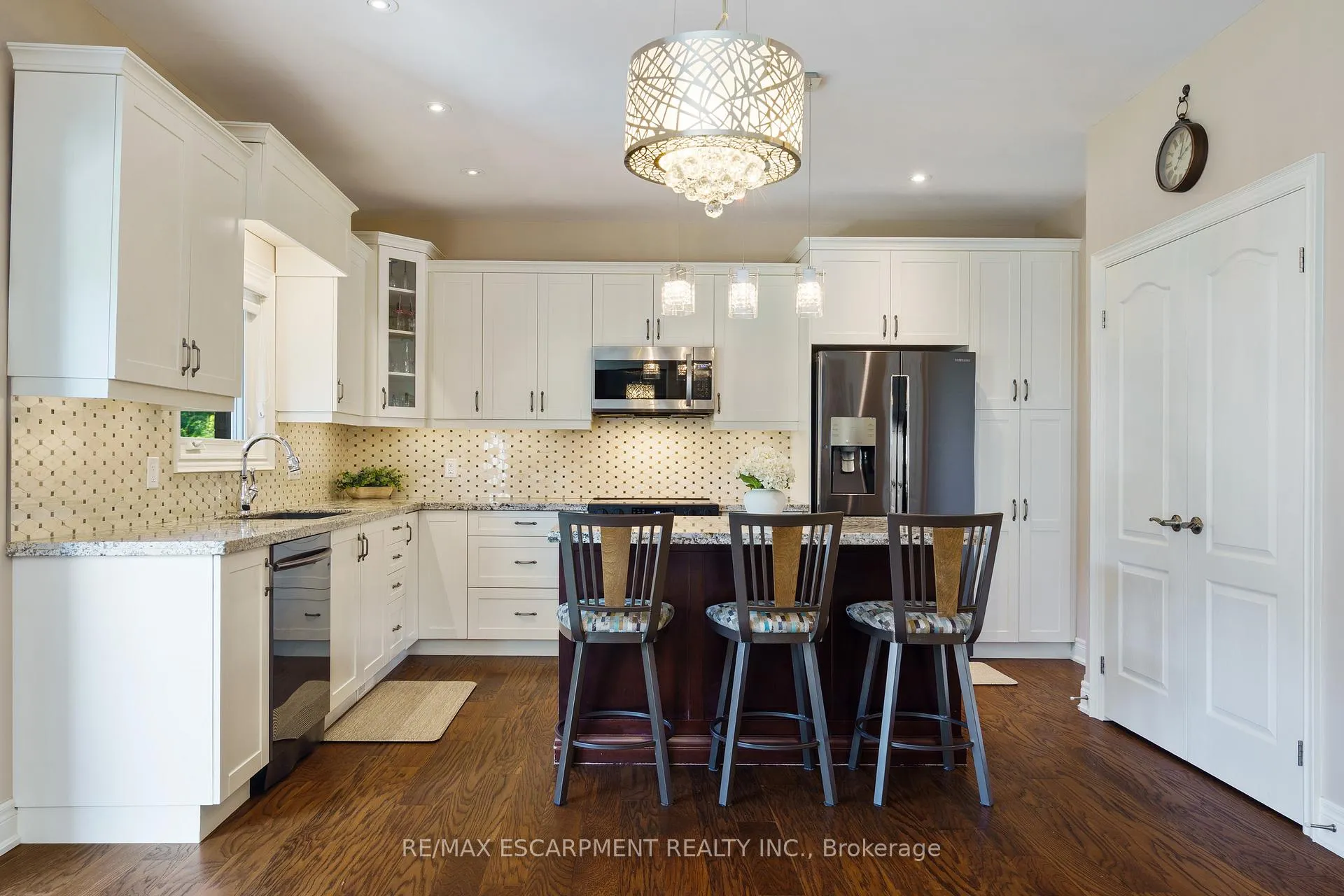 Photo 8 of 8952 Black Forest Crescent, Niagara Falls, Forestview — HOMEH