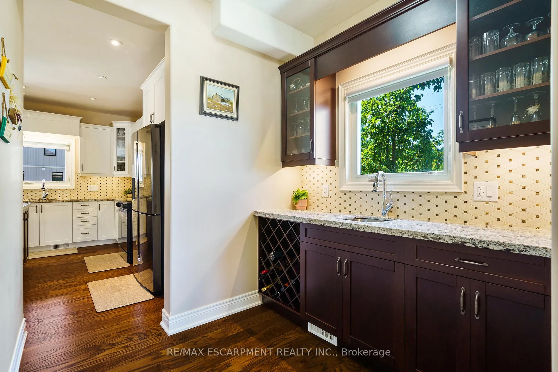 Photo 10 of 8952 Black Forest Crescent, Niagara Falls, Forestview — HOMEH